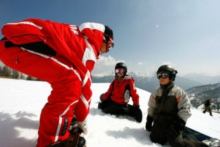 Clases de snowboard a partir de 8 años 